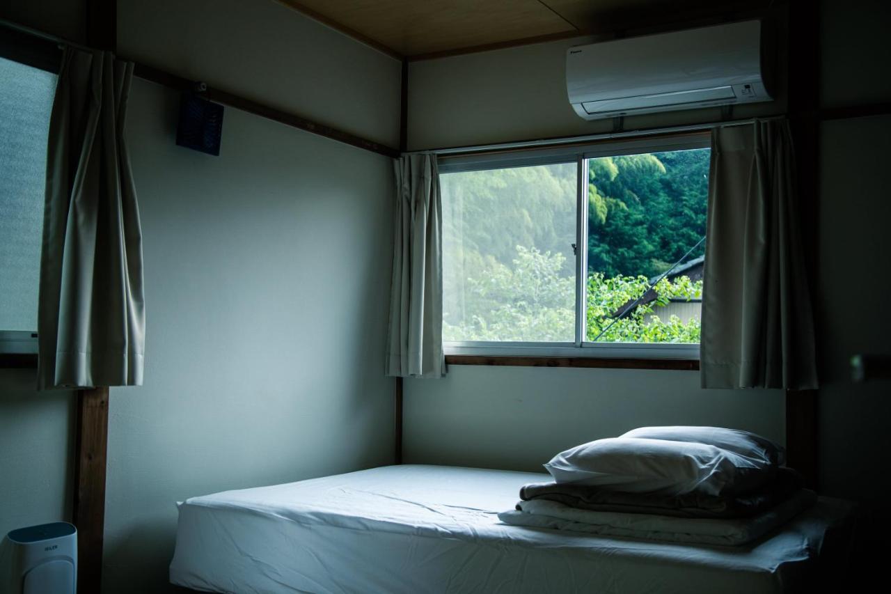 山の中の一棟貸切宿 五番地 Nambu (Yamanashi) Zewnętrze zdjęcie
